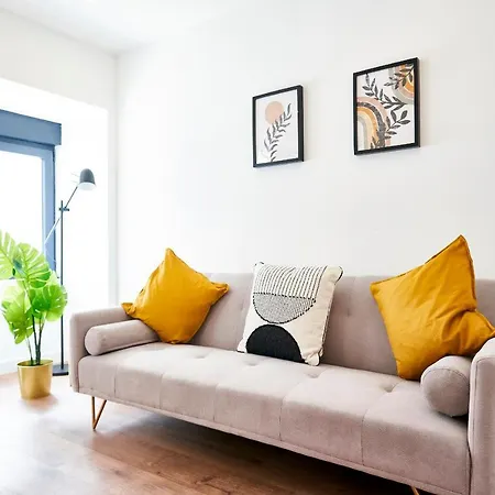 Altido Modern In Lapa, Nearby Iseg *