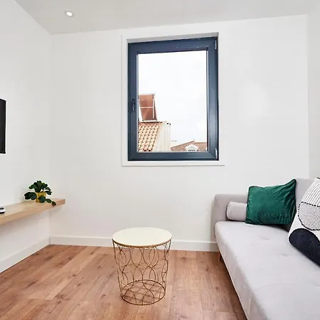 Altido Modern In Lapa, Nearby Iseg Apartment Lisbon