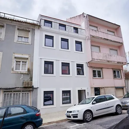 Altido Modern In Lapa, Nearby Iseg Lisbon